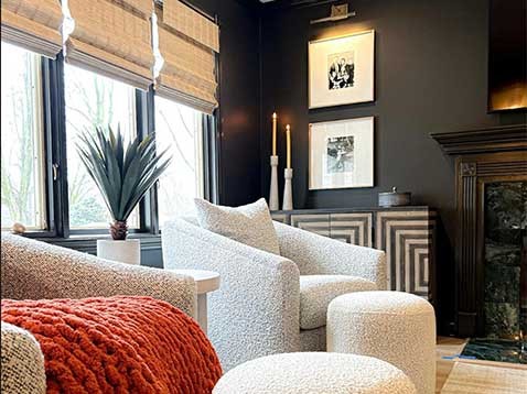 Cozy, modern living room 